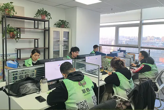 Team commerciale di Qindao Lian Sheng International Trade Co., Ltd